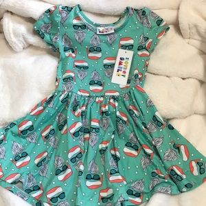 DOT DOT SMILE || cool Santa dress